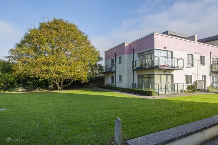 Apartment 11 Phibblestown House, Clonsilla, Dublin 15, D15KV61