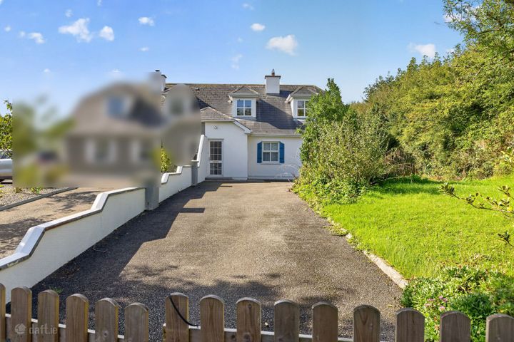 2 Castleview, Barrystown, Wellingtonbridge, Co. Wexford, Y35PX81