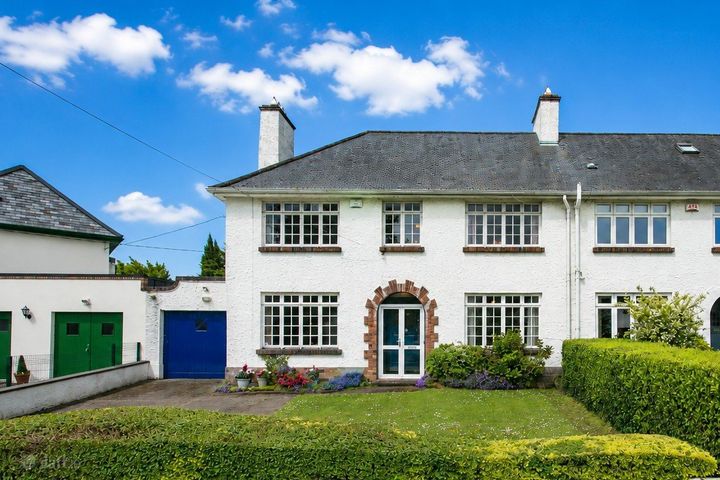 2 Greenfield Road, Mount Merrion, County Dublin, A94E2C0