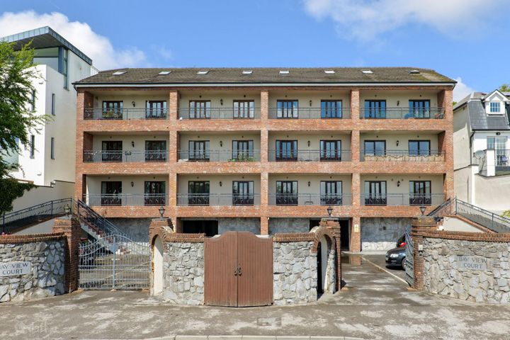  11 Bayview Court, Lough Atalia Road, Galway City Centre, Co. Galway, H91EY13