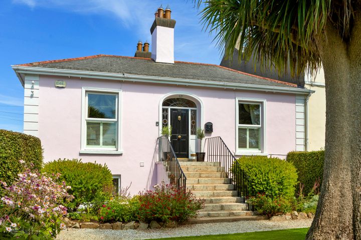 Raven Lodge, 17 Summerhill Road, Sandycove, Co Dublin, A96VX65