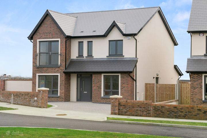 1 Castle Way, Kinsealy Lane, Malahide, Dublin