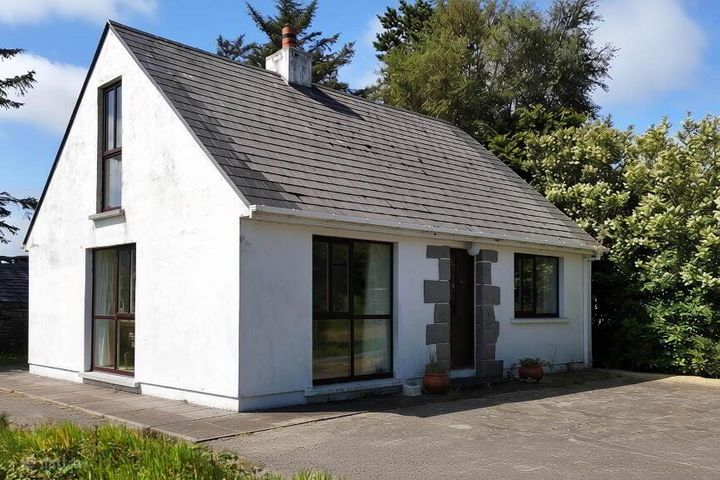 Dunlewey, Money Beg, Co. Donegal, F92EP22