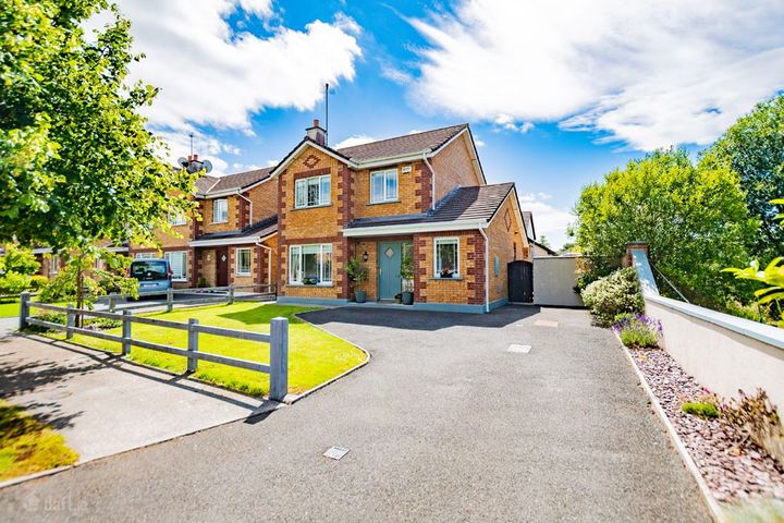 47 Oakfield, Tullamore, Tullamore, Co. Offaly, R35K5X6