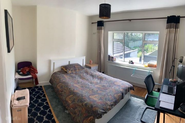 Room for Rent in Stillorgan Area, Leopardstown, Co. Dublin