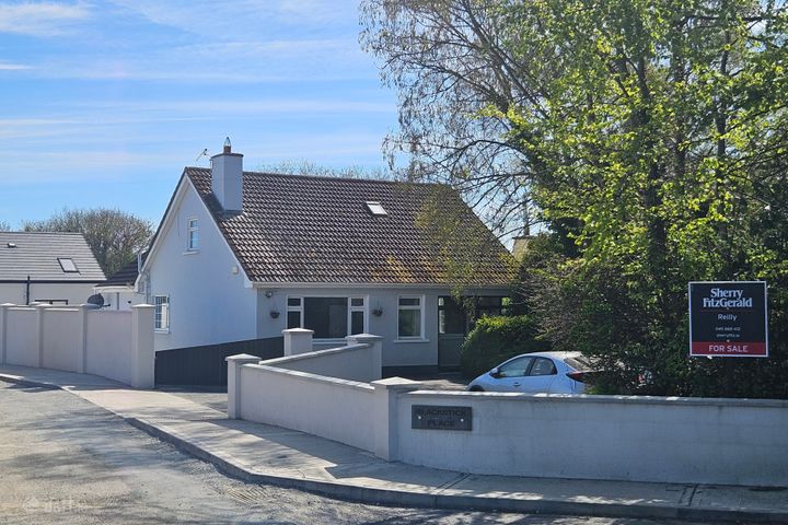 Avila, Blackstick, Main Street, Prosperous, Co Kildare, W91D8F1