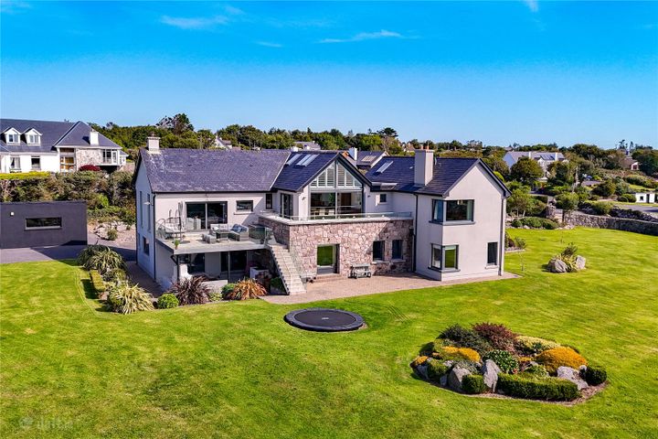 Forramoyle West, Barna, Co. Galway, H91V6D3