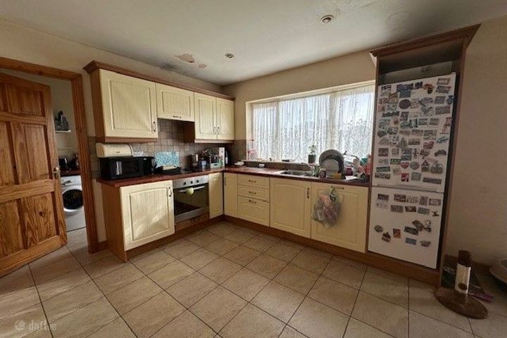 52 Chapelfields, Urlingford, Urlingford, Co. Kilkenny, E41P627 - Photo 3