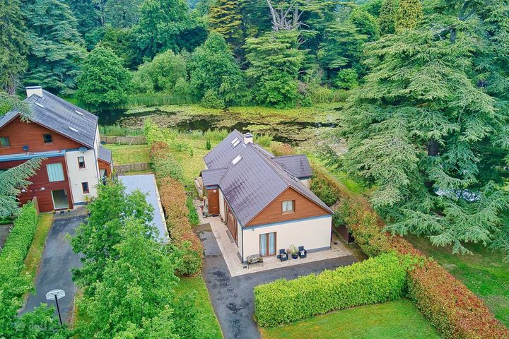 9 Leinster Wood, Carton Demesne, Maynooth, Kildare