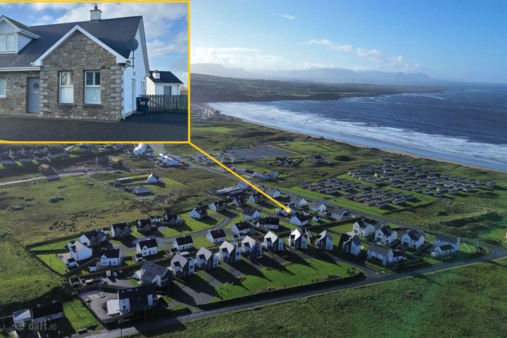 17 Beach Cottages, Rossnowlagh, Rossnowlagh, Co. Donegal, F94W921
