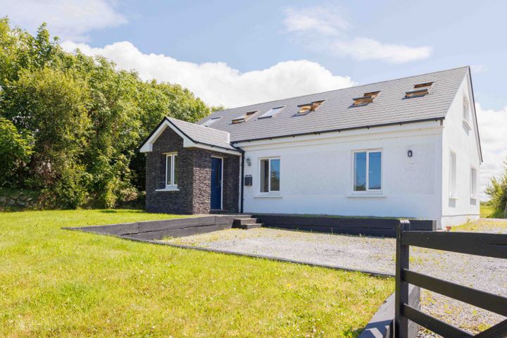 Glosha, Cromane, Killorglin, Co. Kerry, V93FPT6