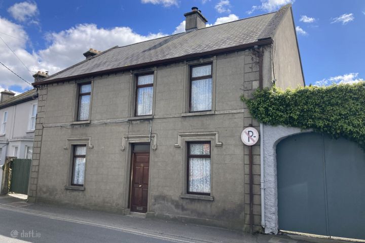 12 Mitchel Street, Thurles, Co. Tipperary, E41D5Y0