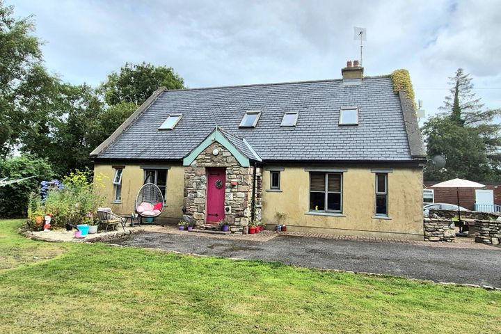 Ballyglass, Clogher, Westport, Co. Mayo, F28YP62
