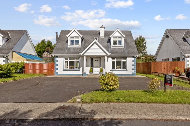 5 Hillview, Ballinaboola, Newbawn, Co. Wexford, Y35W898