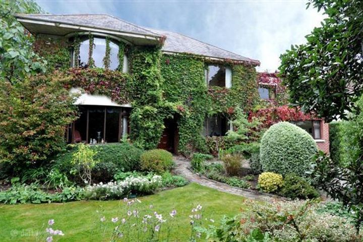 5 Woodbine Road, Booterstown, Dublin