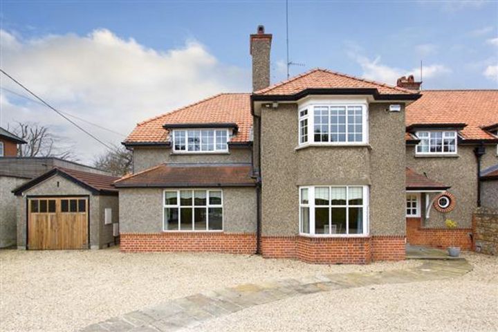 Elstow, 25 Knapton Rd, Dun Laoghaire, Dublin