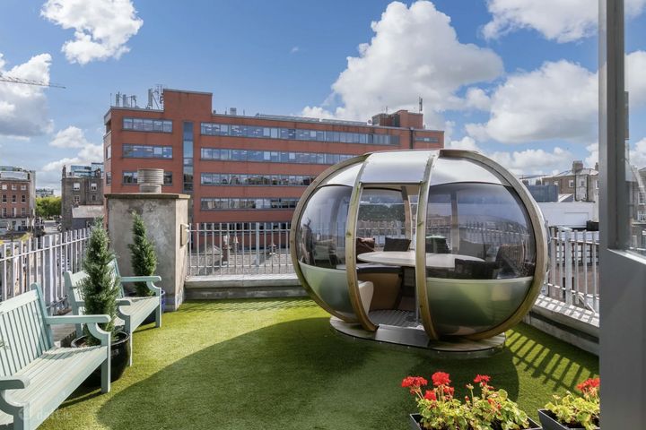 4 Upper Pembroke Street, Dublin 2