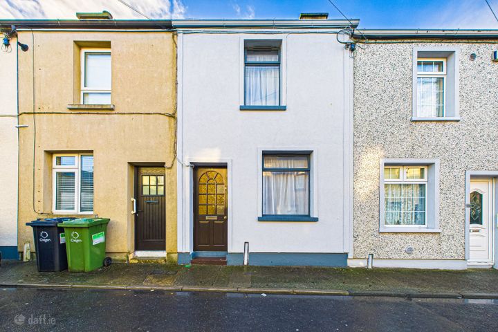 18 Mount Sion Avenue, Waterford City, Co. Waterford, X91VK1C