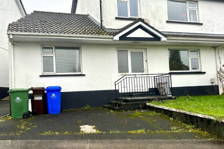 13 Kennedy Gardens, Castlebar, Co. Mayo, F23YC67