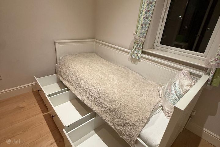 Barnhill Crossroads, Lucan, Co. Dublin