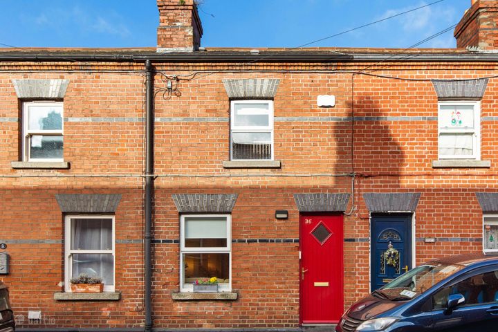 36 Great Western Villas, Phibsborough, Dublin 7, D07YW6F