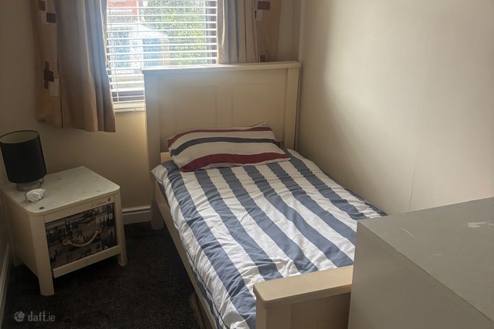 49 The Grove, new Betty glen, watermil road , Raheny, Dublin 5