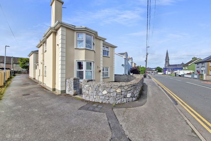 2 Clare Villas, Clare Road, Ennis, Co Clare, V95V634