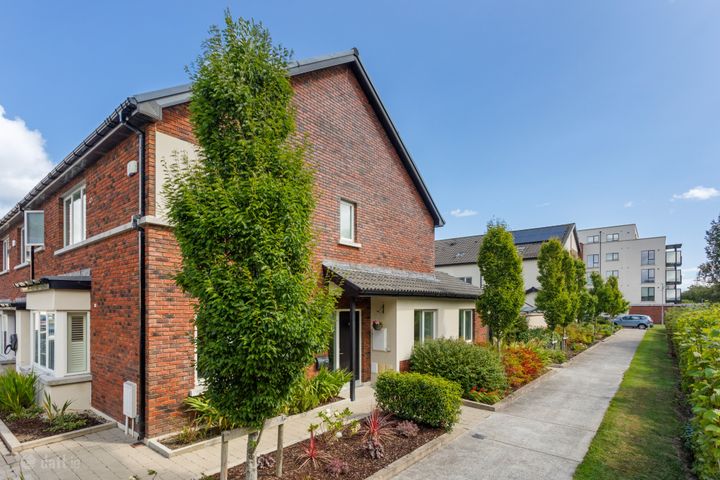 19 Larkfield View, Clay Farm, Leopardstown, Dublin 18, Leopardstown, Dublin 18, D18HF2Y