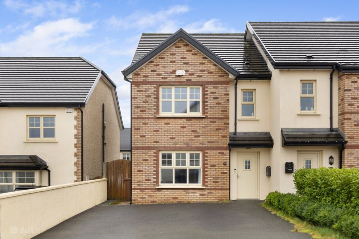 13 Waverley Meadow, Broomhall, Rathnew, Co Wicklow, A67HY45