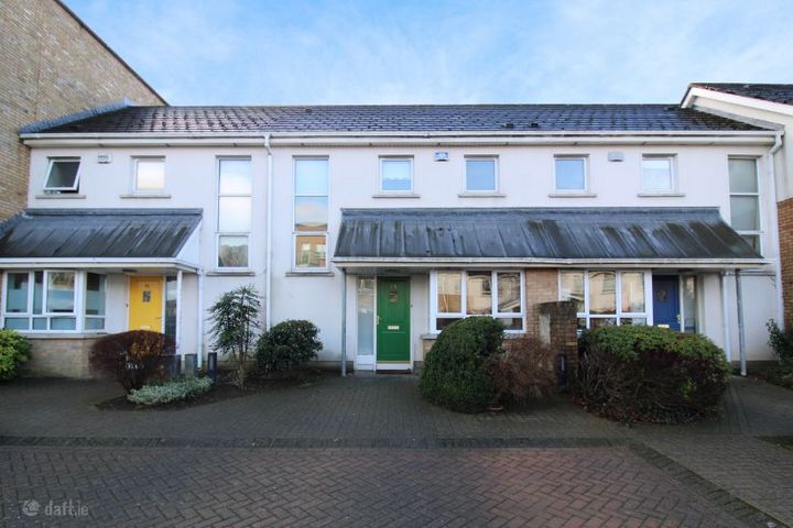 73 The Courtyard, Clonsilla, Dublin 15, D15V1W2