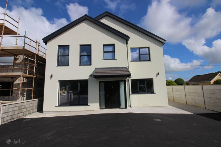 2 Cois Abhann, Coolcower, Macroom, Co. Cork, P12C436