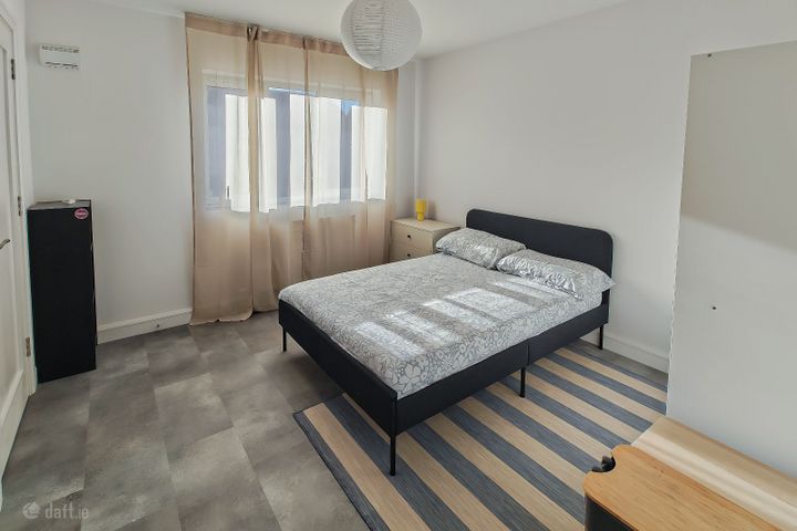 Kilmartin Grove, Hollystown, Dublin 15