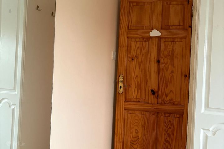 SHANLISS RD, Santry, Dublin 9