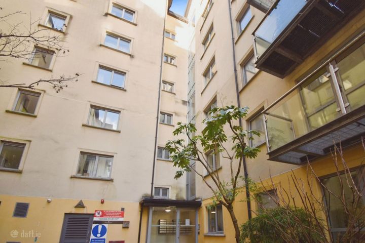 50 Knapp's Square, Mulgrave Road, Cork City Centre