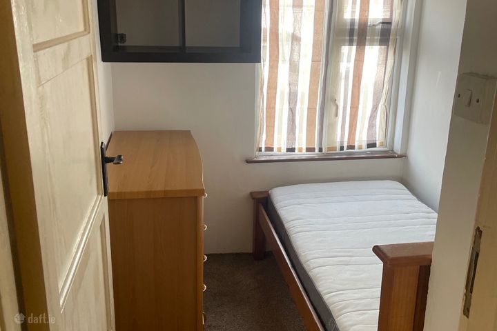 Bunting road walkinstown , Walkinstown, Dublin 12