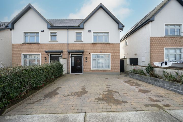 12 The Lawn, Janeville, Carrigaline, Co. Cork, P43EY11