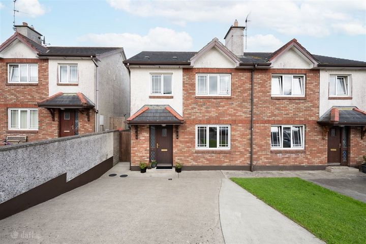 4 Carrig Avenue, Carrig Na Curra, Carrigaline, Co. Cork