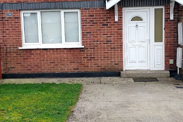 7 The Laurels, Tullow Road, Carlow, Carlow Town, Co. Carlow