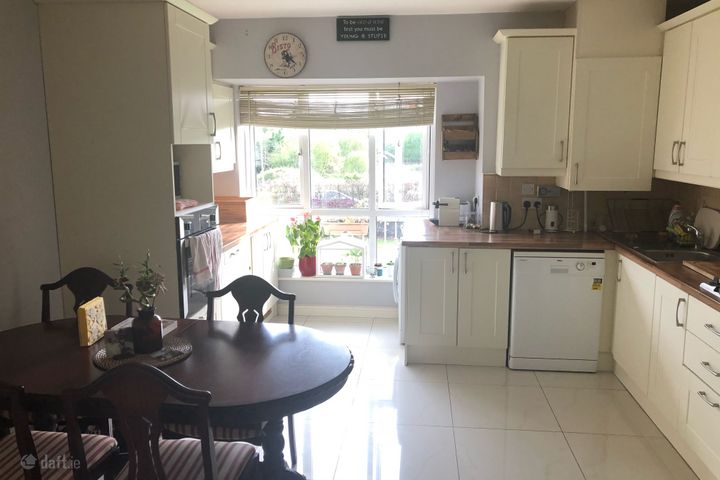 Deerpark court, Blessington, Co. Wicklow