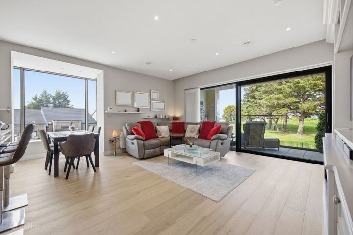 Apartment 20, The Shore, Seamount Rise, Malahide, Co. Dublin, K36PY17