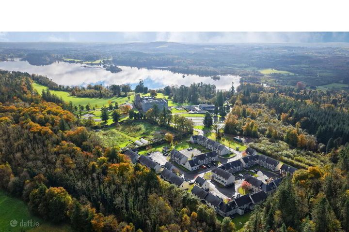 34 O'Carolan's Court, Kilronan, Ballyfarnon, Boyle, Co. Roscommon, F52XY38