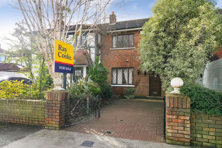 112 Tudor Lawns, Foxrock, Dublin 18