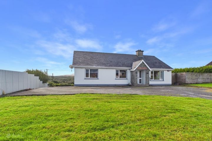 Knockmanagh, Tiernaboul, Killarney, Co Kerry, V93E5N5