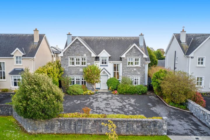 4 Cui Daibhi, Athenry, Co. Galway, H65NF74