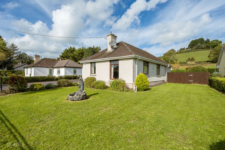 East Cottage, Tullig More, Ballinhassig, Co. Cork, T12T8XA