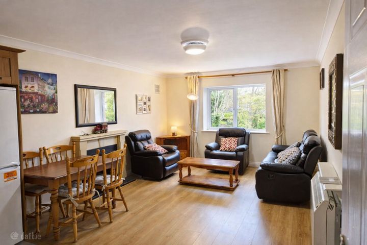 Botanic Square, Drumcondra, Dublin 3