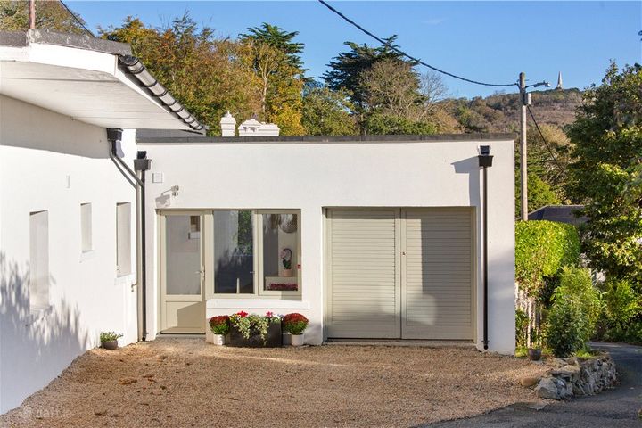 Oakdene Lodge, Killiney Hill Rd, Killiney, Dublin