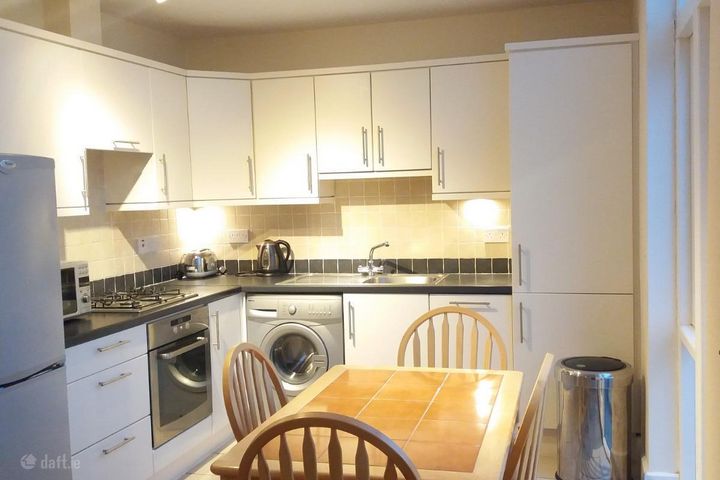 15 Bridgefield, Curraheen Road, Bishopstown, Co. Cork