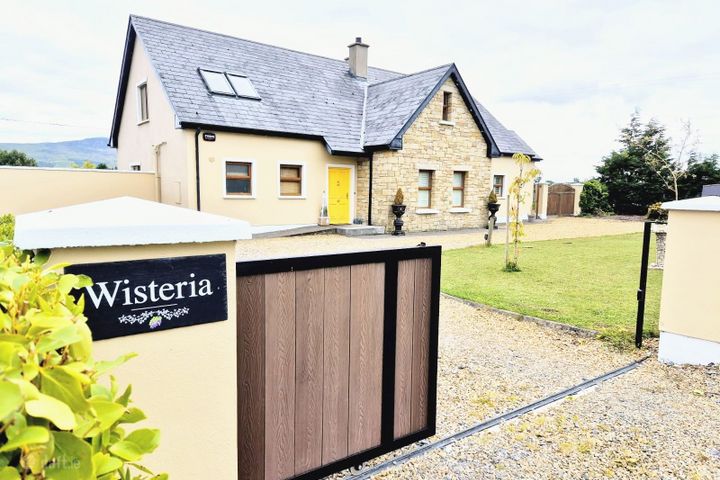 Wisteria, Ardfarna, Bundoran, Co. Donegal, F94D799