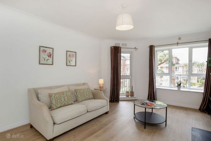 Apartment 22, Ailesbury, Donnybrook Castle, Donnybrook, Dublin 4, D04H6X4 - Photo 2